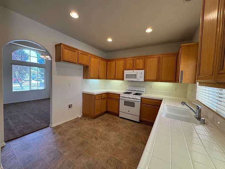 12268 Chacoma Way — Photo 6