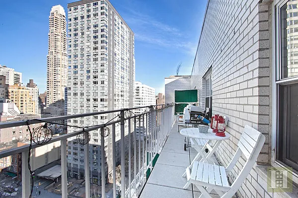 Rented by Halstead Real Estate | media 11