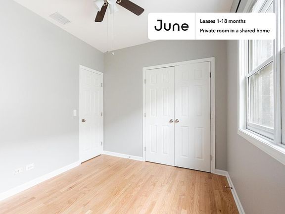3rd image of 1536 N Claremont Ave #3-B