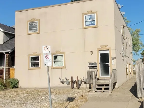 1570 Lillian Ave, Windsor, ON N8X 4A8