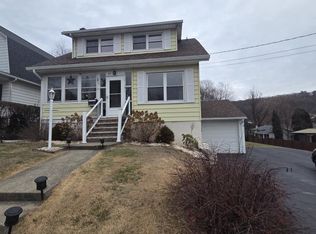 65 Shaver Ave, Shavertown, PA 18708