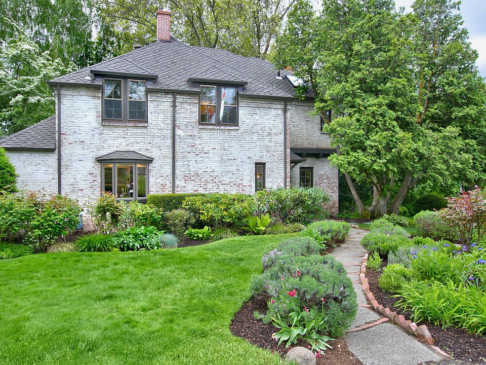 2212 W Yakima Ave, Yakima, WA 98902 Zillow