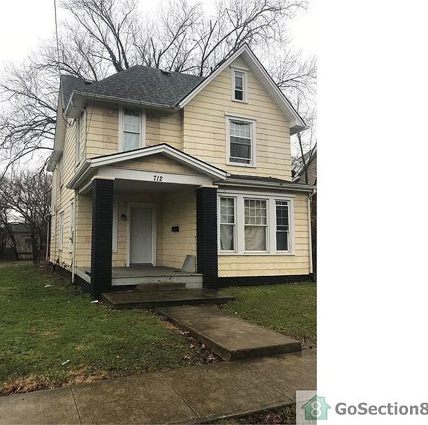 1st image of 712 13th St NW