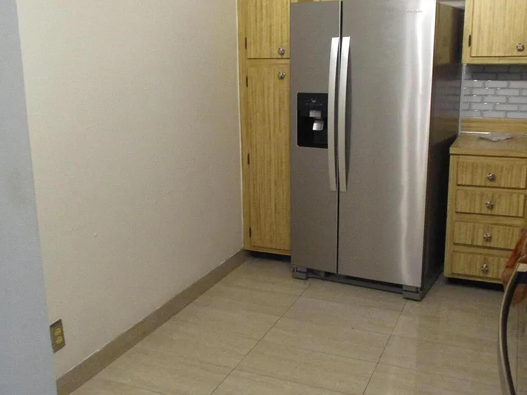 6751 N University Dr #320 — Photo 3
