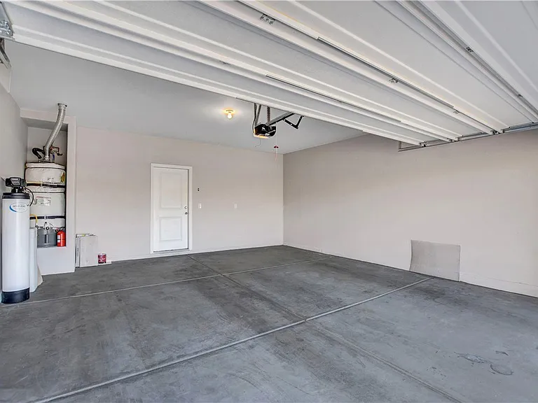 237 Zenobia Ct — Photo 44