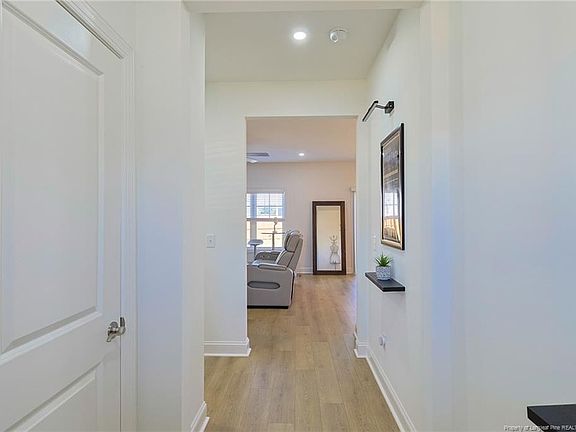 3rd image of 145 Easy St