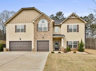 330 Savannah Dr, Senoia, GA 30276