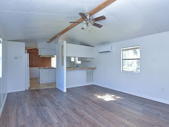 4th image of 1133 Payne St