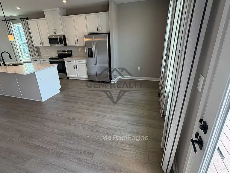 8700 Stevenson Ln — Photo 17