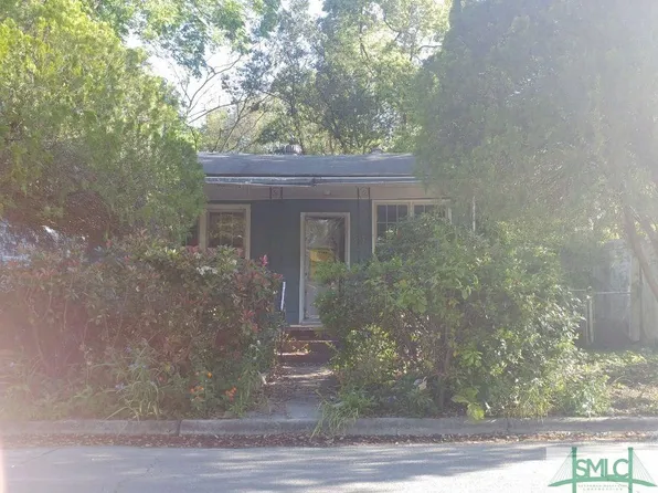 732 E 32nd St, Savannah, GA 31401