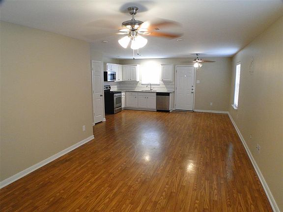 4th image of 4507 Sunflower Creek Ln