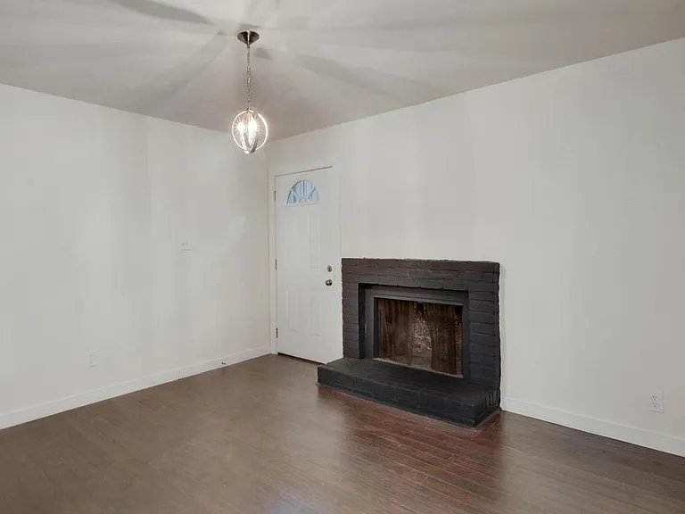2706 Parker Ln #B — Photo 6