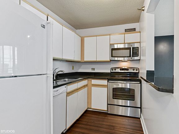 5th image of 480 N McClurg Ct APT 616