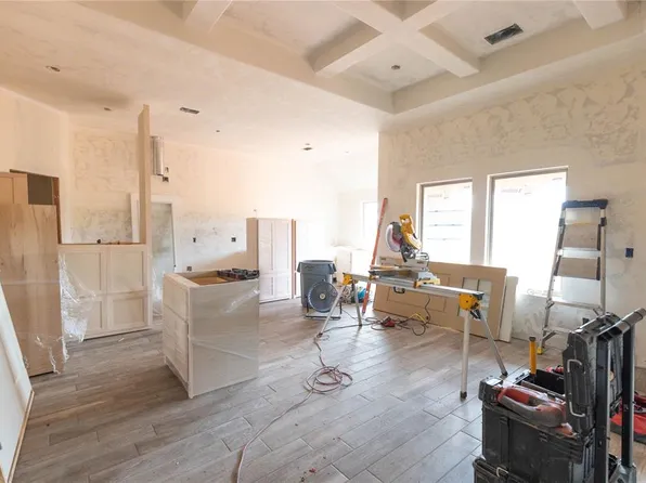 10328 SW 56th St, Mustang, OK 73064