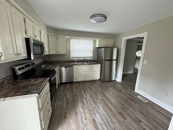 3rd image of 4239 Norcross Rd