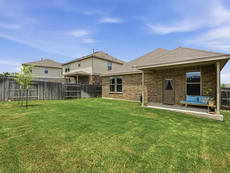 516 Grace Lilly Dr — Photo 29