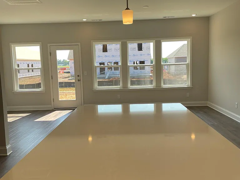 3718 Elene Way — Photo 4