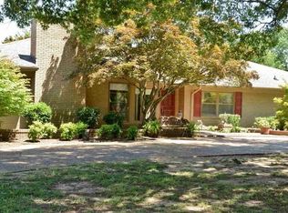 2206 Harrisburg Rd, Jonesboro, AR 72401