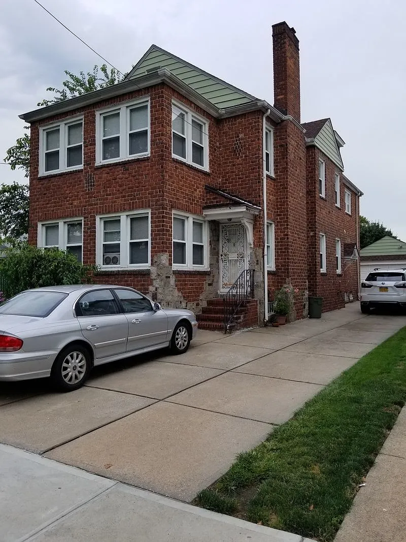 14920 Bayside Ave photo 1