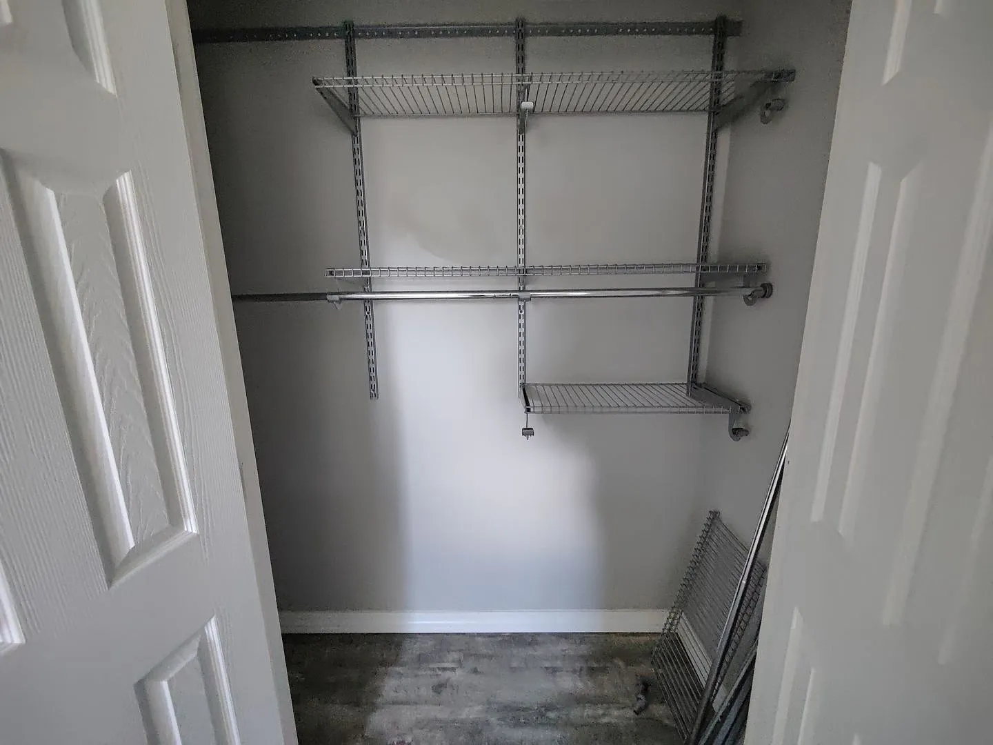 North Hills, North Park, Allison Park - 2 Bedroom Duplex! — Photo 2