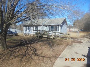 34 Cambridge Dr, Greenville, SC 29605