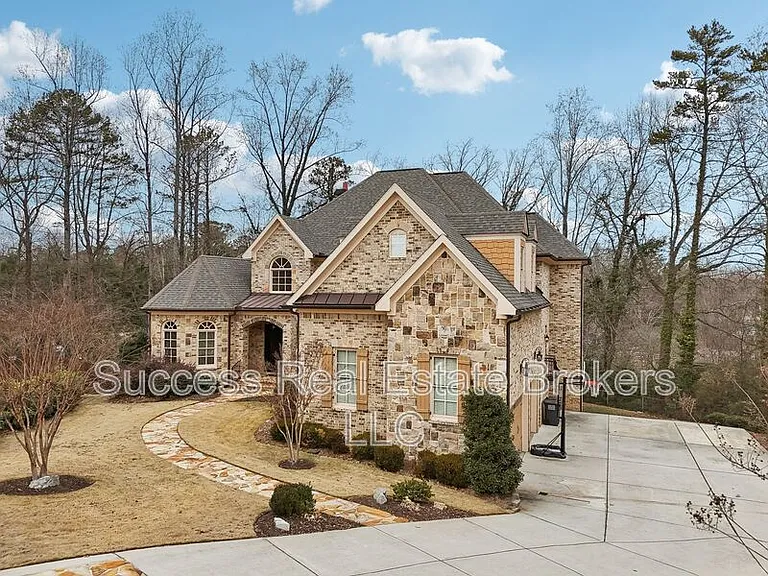343 Summer Garden Dr — Photo 90