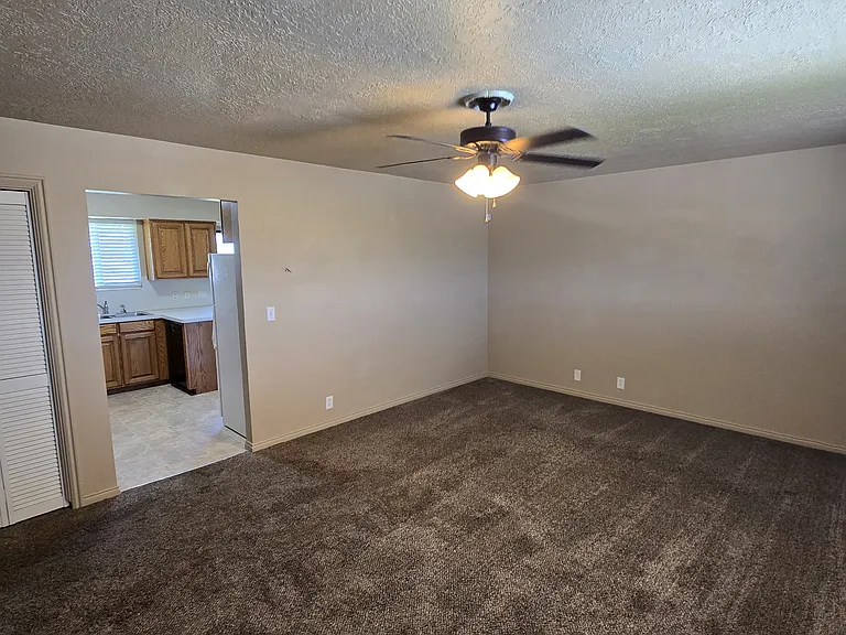 2 Bedroom Hooper Duplex — Photo 6