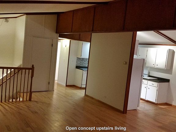 5th image of 235 Thompson Ave W