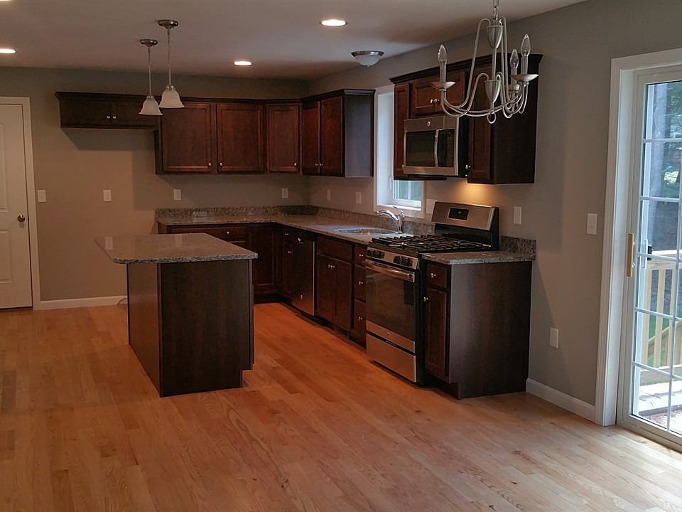 2nd image of 26 Sand Hill Drive