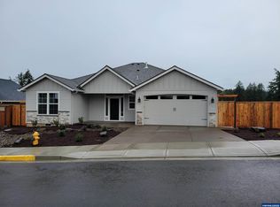 583 NW Crater Lake Dr, Dallas, OR 97338