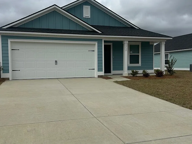 1732 King Oaks Loop — Photo 1
