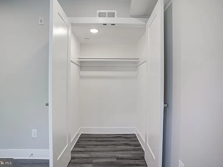 540 S 52nd St #2 — Photo 6
