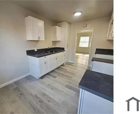 1855 W 87th St #5 — Photo 1