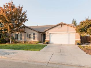 6035 E Bellaire Way, Fresno, CA