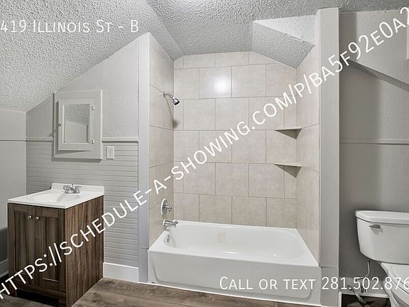3rd image of 3419 Illinois St #B