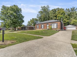 9911 Sprig Way, Louisville, KY 40291