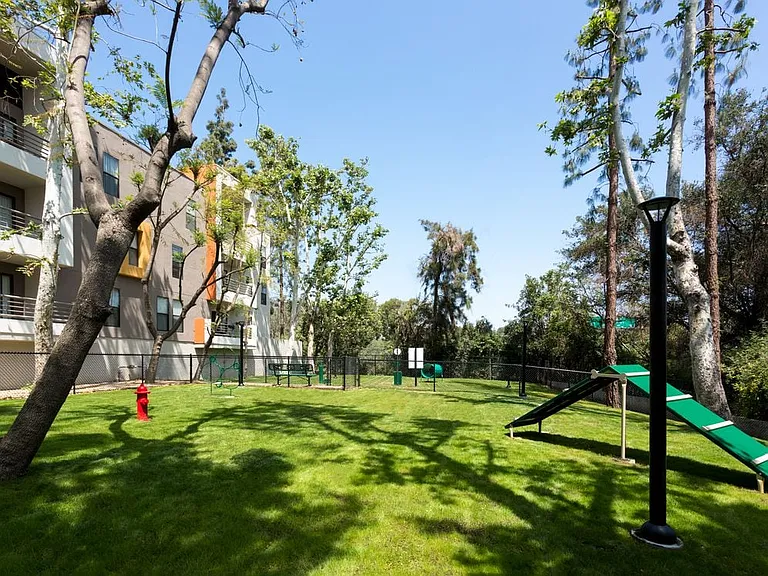 WAG Pet Park with Obstacle Courses