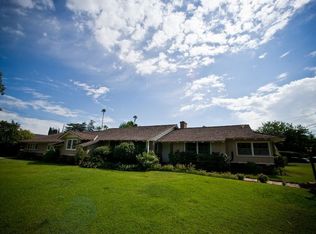 23132 Sylvan St, Woodland Hills, CA 91367