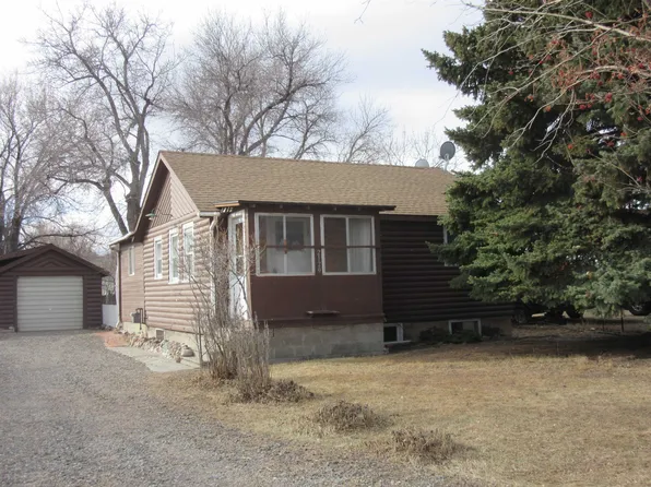 2120 Gail Ln, Cody, WY 82414