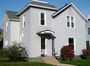 52 1/2 Budlong St, Hillsdale, MI