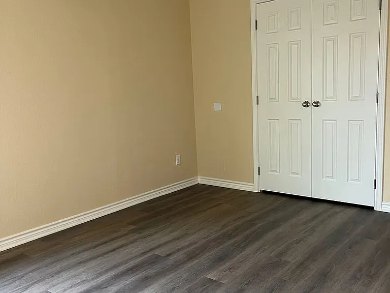 213 W Dunn Ave — Photo 7