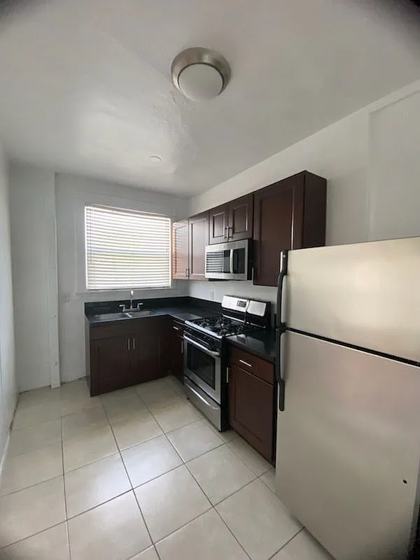 Studio, $1,545 — Photo 2