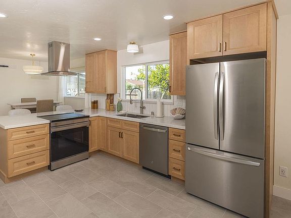 5th image of 1460 Mescal St