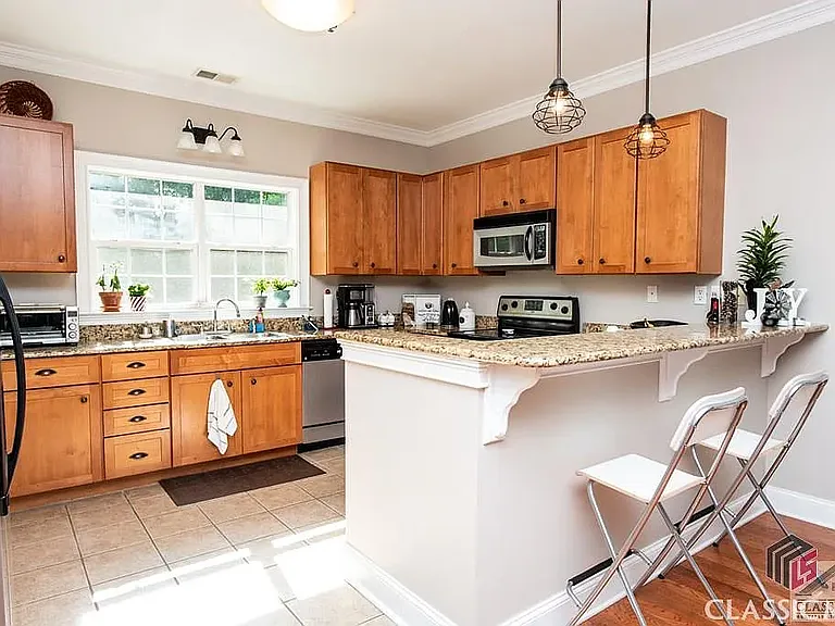 350 Wood Lake Dr #33 — Photo 32