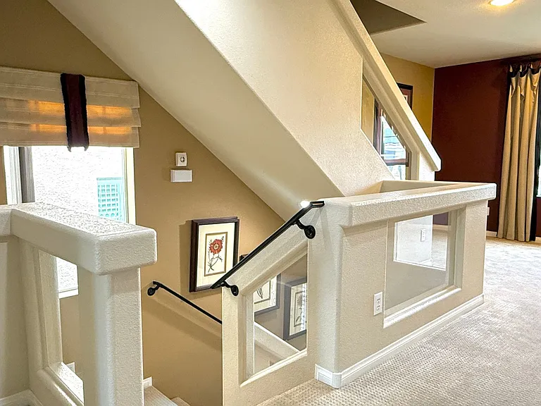 6825 Philharmonic Ave — Photo 21