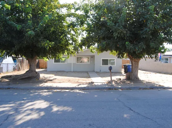 5812 Clayton St, Bakersfield, CA 93307
