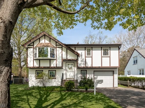 588 Mountainview Dr, North Plainfield Boro, NJ 07063