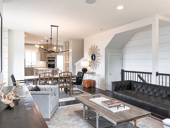 Open concept living, great for entertaining