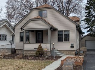 905 1st St NW, Rochester, MN 55901