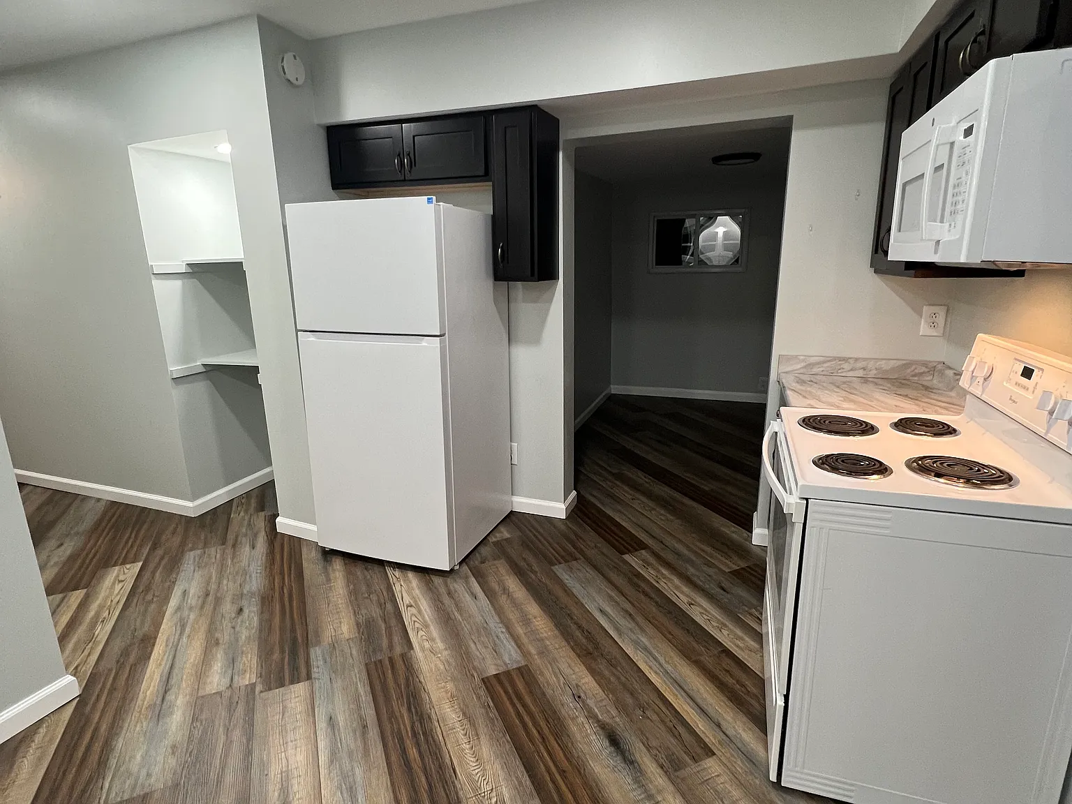 2 bed, 760 sqft, $1,100 — Photo 3